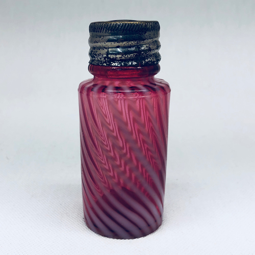 Shaker (Salt) - Click Image to Close